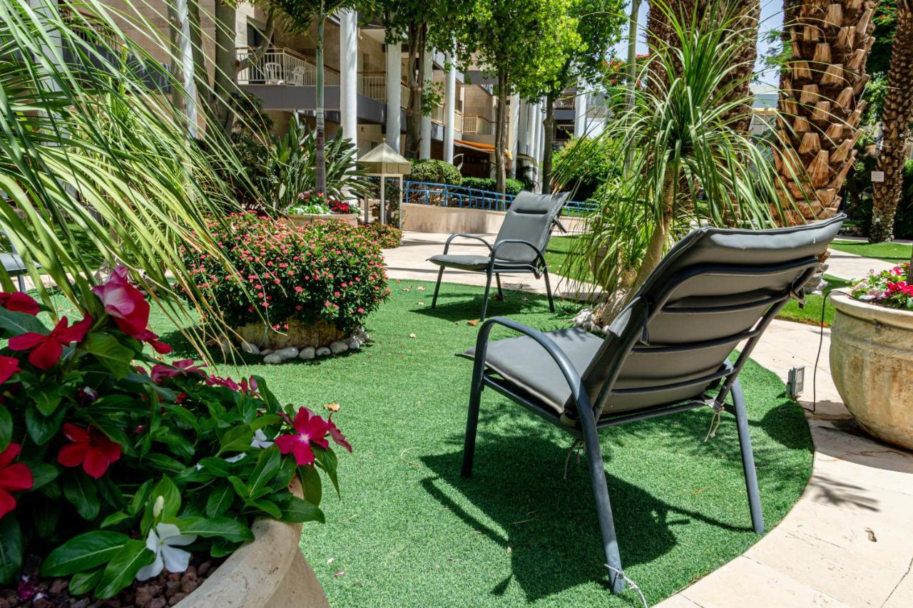 Апартаменты דירת גן פונה לבריכה - Pool Garden View Эйлат Экстерьер фото
