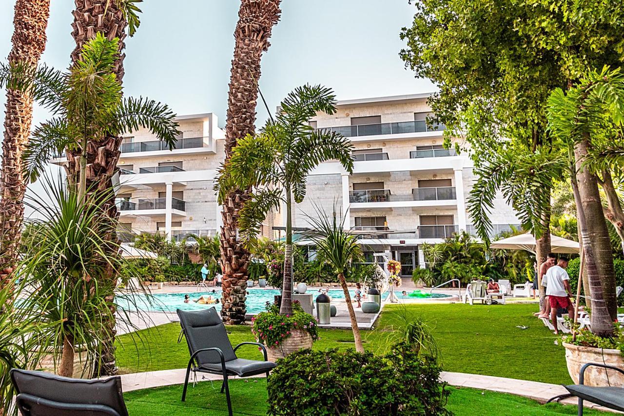 Апартаменты דירת גן פונה לבריכה - Pool Garden View Эйлат Экстерьер фото